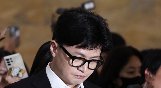 의총 참석하는 한동훈