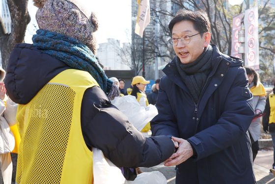 [탄핵 가결] 김경수 "위대한 국민, K-민주주의 자부심…새판짜기 시작"