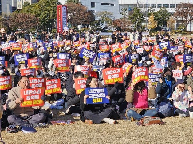 "정의 바로 세워지나 보겠다…尹, 하루라도 빨리 탄핵돼야"