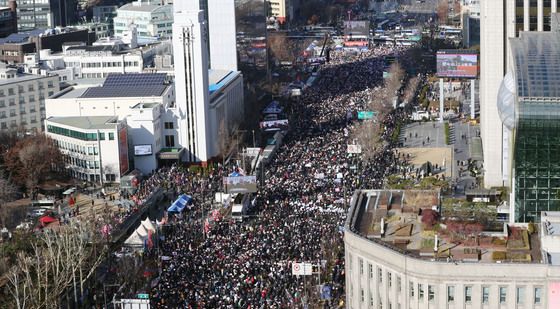 광화문에서 열린 윤 대통령 지지 집회