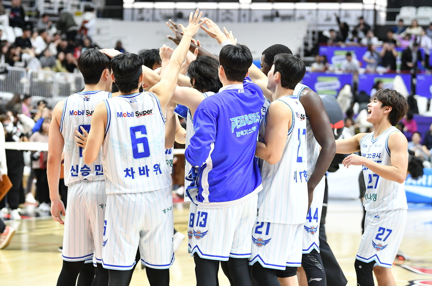 한국가스공사가 KT를 제압했다.&#40;KBL 제공&#41;