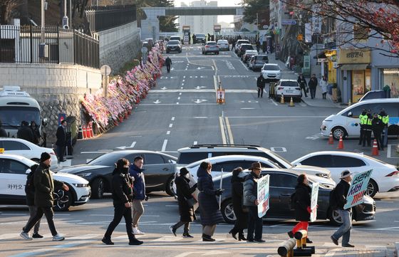 공조본, 尹소환장 대통령실 전달 불발…관저에서 재전달 시도(종합)