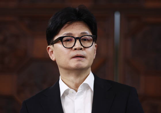 한동훈 "대장동 항소 포기 토론, 전현직 법무장관 넷 나와라"