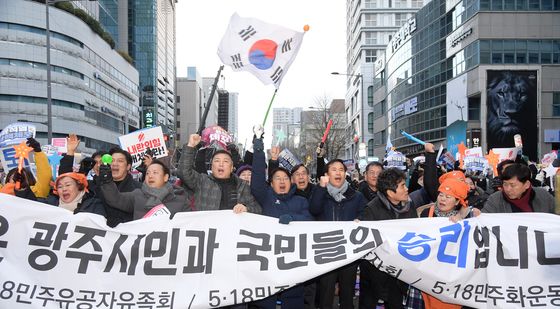 강기정 광주시장 "국민들의 승리"