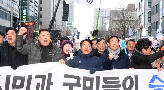 "광주시민과 국민의 승리" 강기정 시장 시민총궐기대회 참석