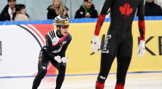 ISU 쇼트트랙 월드투어 서울 대회 혼성 계주 1위한 대한민국