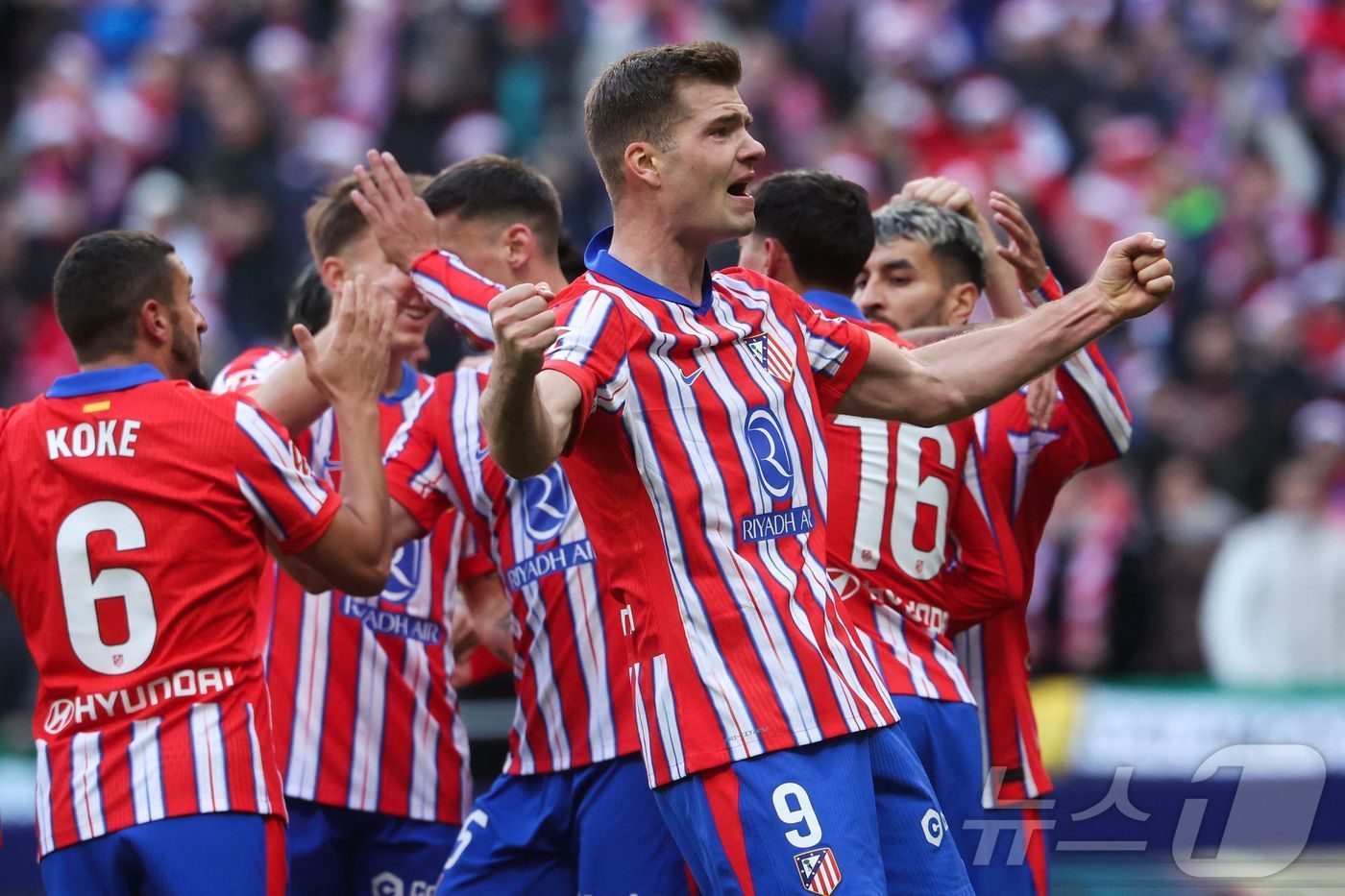 본문 이미지 - 아틀레티코 마드리드는 16일(한국시간) 헤타페를 1-0으로 꺾고 프리메라리가 6연승을 질주했다. ⓒ AFP=뉴스1