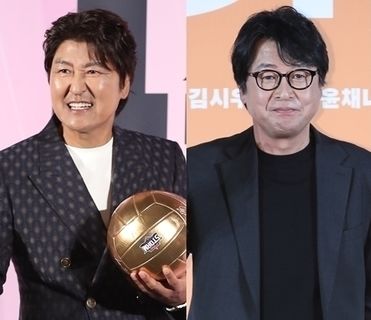 김윤석 "배우 접고 카페 하다 송강호 설득에 복귀?…다 헛소문"