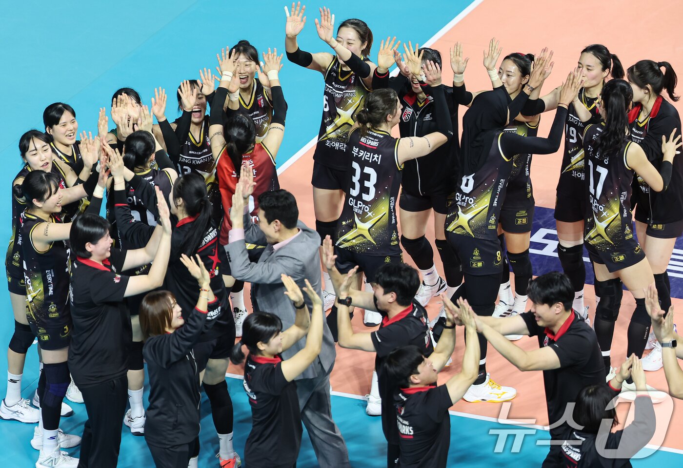 본문 이미지 - 12연승을 기록 중인 정관장. /뉴스1 ⓒ News1 김도우 기자