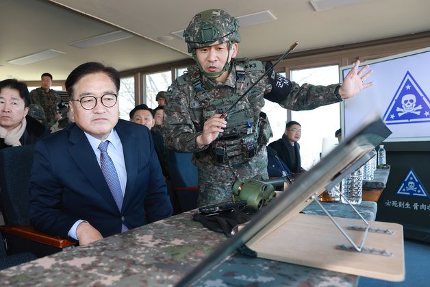 우원식, 백골부대 방문 "나라에 큰일 있었다…지켜준 여러분 감사"