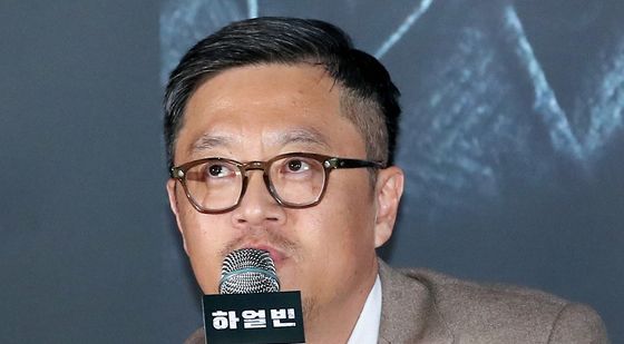 '하얼빈' 메가폰 잡은 우민호 감독