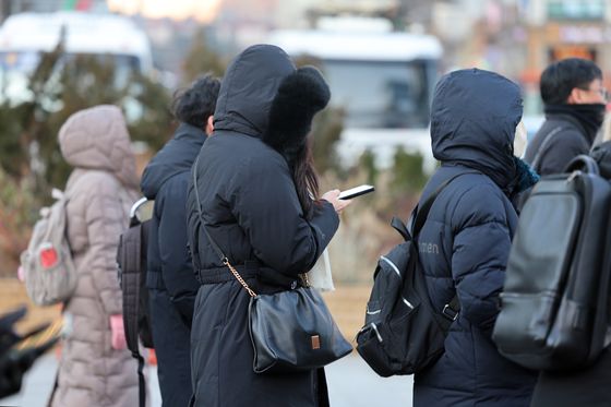 [오늘의 날씨] 경기(22일, 일)…아침 최저 -12도 "추위 조심"