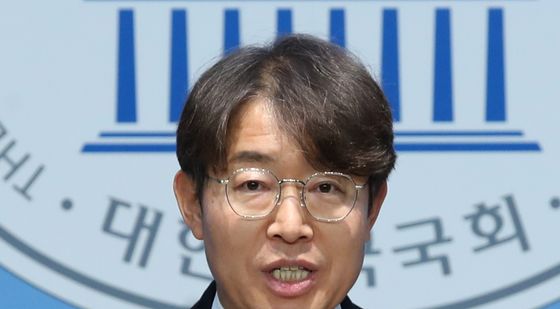 국회 탄핵소추위원 법률대리인에 김이수·송두환·이광범 등