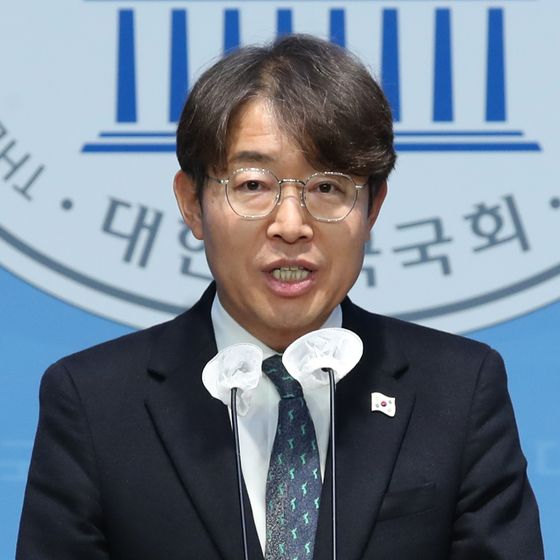 민주, 尹 탄핵 대리인단 발표…공동대표에 김이수·송두환·이광범