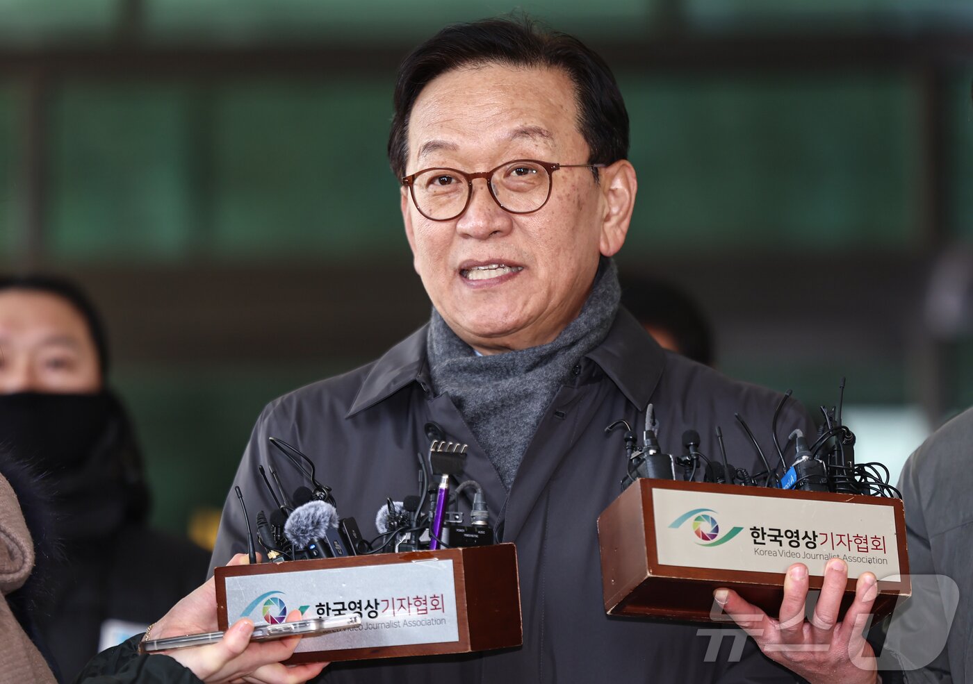 본문 이미지 - 윤 대통령 측 변호인단 구성에 참여하는 석동현 변호사 2024.12.19/뉴스1 ⓒ News1 김도우 기자