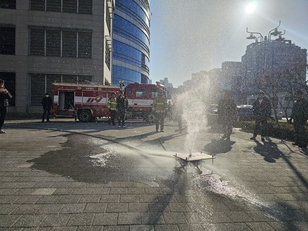 전북소방, 전기차 화재 전용 '관통형 방사장치' 도입