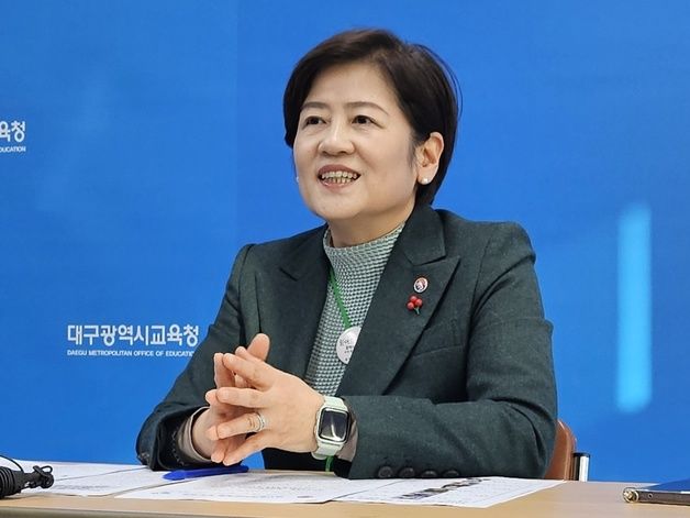 강은희 "최적화된 학습 기회 제공…AI디지털교과서, 내년 3월 도입"