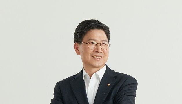 "기획력과 영업력 겸비"…강태영 신임 NH농협은행 후보자[프로필]