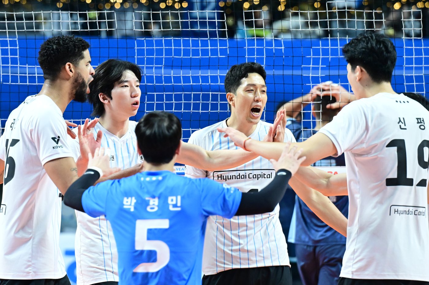 본문 이미지 - 9연승을 내달린 현대캐피탈 &#40;한국배구연맹 제공&#41;