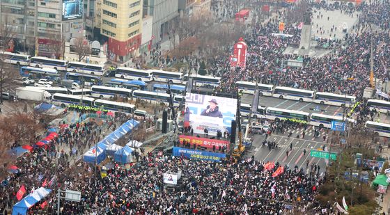 '탄핵 반대' 보수단체 집회