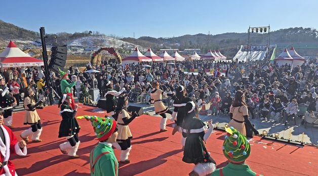 임실산타축제 인파로 북적북적