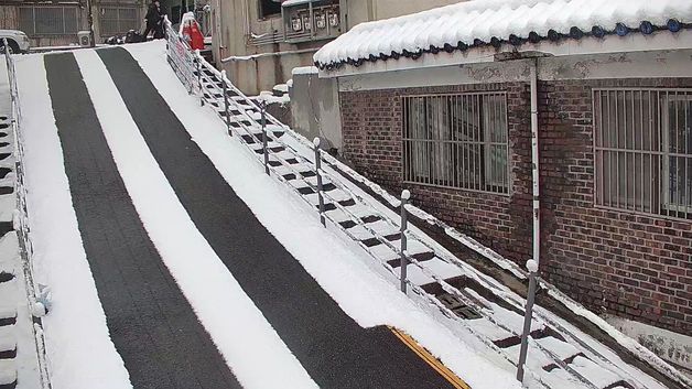 인천 중구, 겨울철 도로 열선 시스템 운영 "교통 안전 확보"