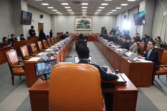 운영위, 내년 1월 8일 비상계엄 현안질의…"정진석 등 불출석시 고발"