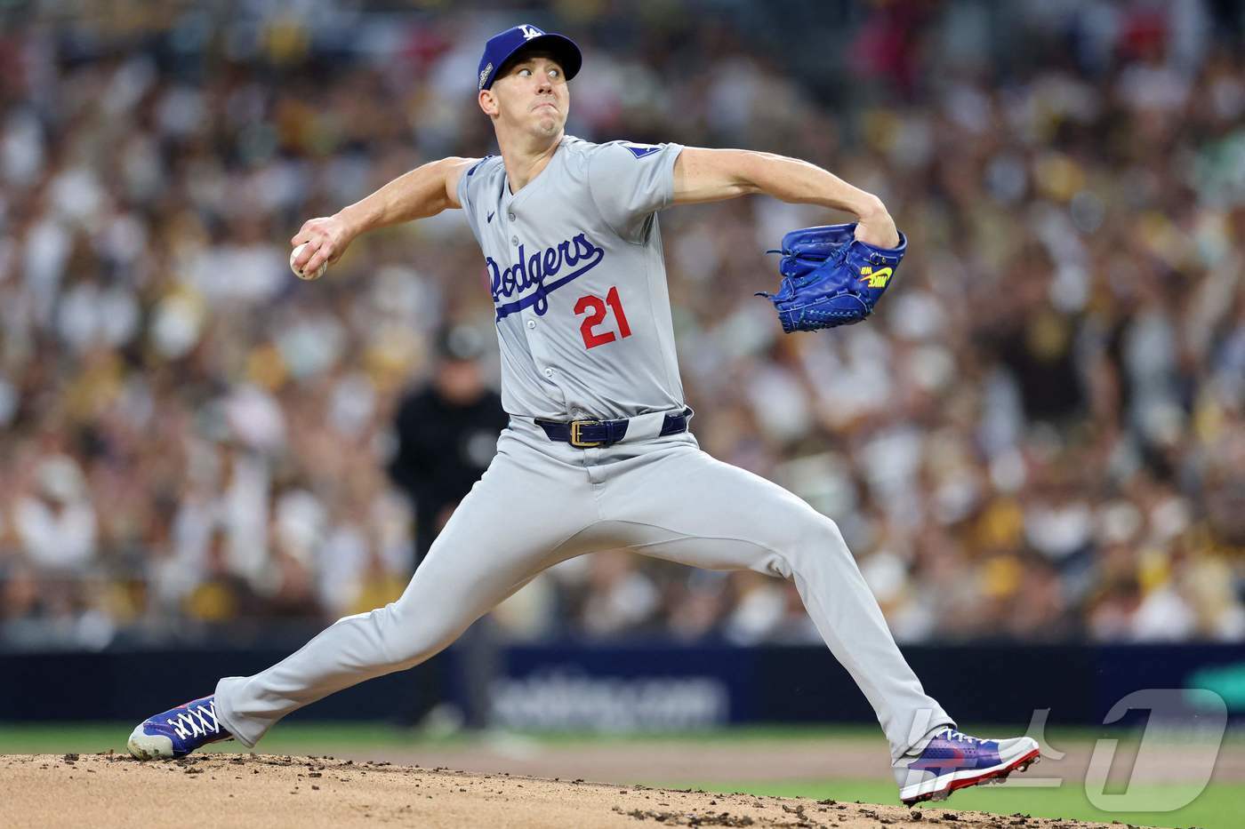 본문 이미지 - 보스턴으로 이적한 워커 뷸러. ⓒ AFP=뉴스1