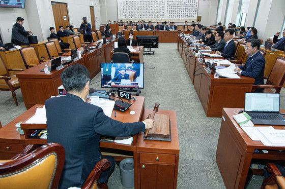 국힘, '국가범죄 공소시효 배제' 법사위 통과에 "반인권적 졸속 법안"