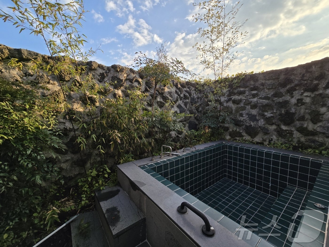 본문 이미지 - 제주 빈집프로젝트 다자요의 하천바람집 안거리 2024.12.18/뉴스1 ⓒ News1 강은성 기자