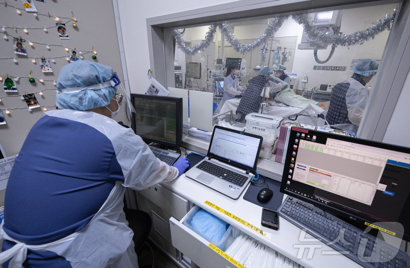 본문 이미지 - 경기도 수원시에 위치한 아주대학교병원 권역외상센터. 2025.1.1/뉴스1 ⓒ News1 이재명 기자