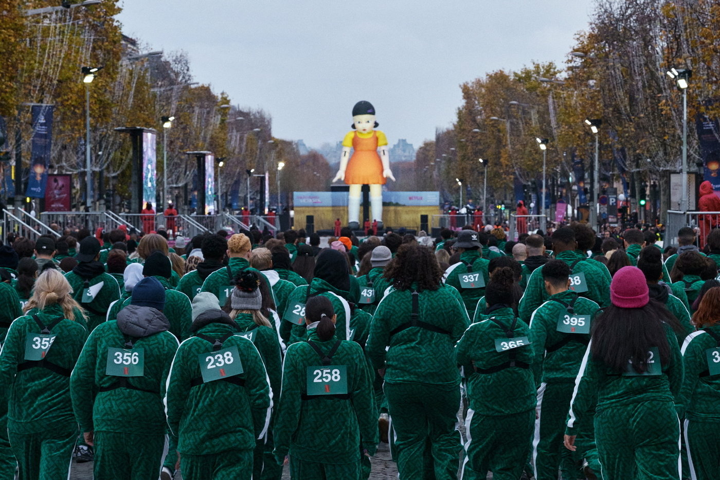 본문 이미지 - 프랑스 파리에서 진행된 '오징어 게임' 시즌2 공개 기념 행사/ 사진제공=넷플릭스