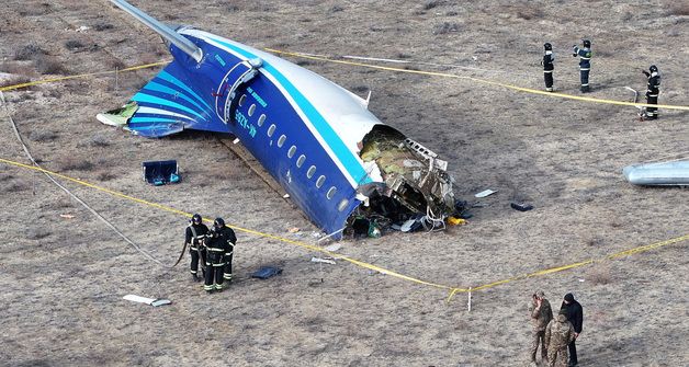 푸틴, 아제르 대통령에 여객기 추락 사고 사과…러 책임성은 언급 안 해(상보)