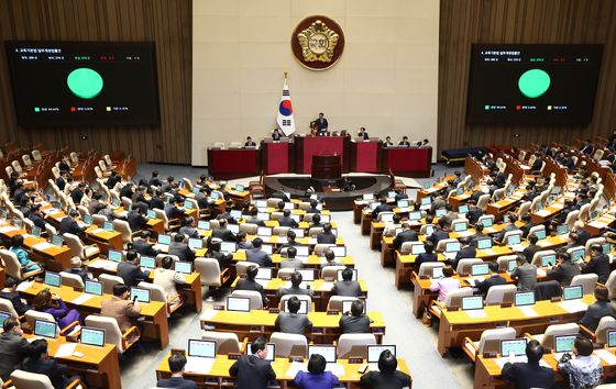 ​AI기본법, 본회의 통과…"AI 학습 데이터 공개 논의 시작"