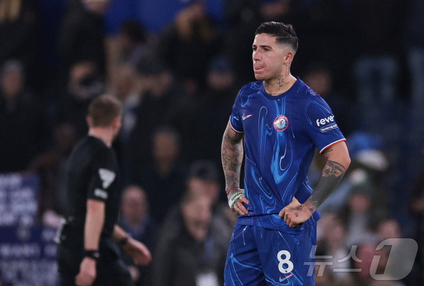 본문 이미지 - 첼시가 27일(한국시간) 열린 2024-25 EPL 18라운드 풀럼과 홈 경기에서 1-2로 졌다. ⓒ 로이터=뉴스1