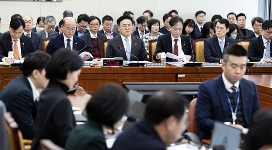 유상임 장관 '국회 과방위 전체회의 참석'