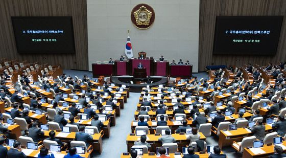 국무총리(한덕수) 탄핵소추안 제안설명 하는 박성준 의원