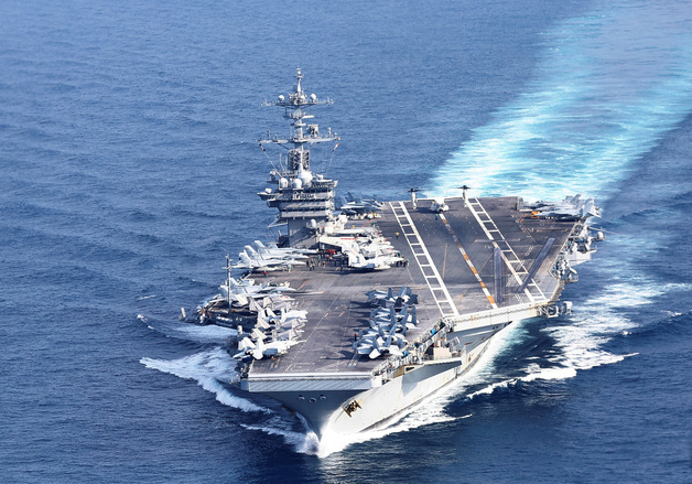 트럼프 "또 다른 美함대 이란 향해 이동 중"…무력 압박 강화