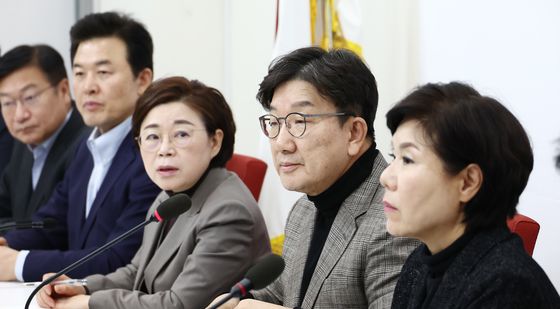 무안 여객기 사고 관련 긴급 현안회의 소집한 권성동