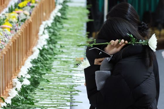 [뉴스1 PICK]'무안 제주항공 여객기 사고 희생자 합동분향소'…추모의 물결