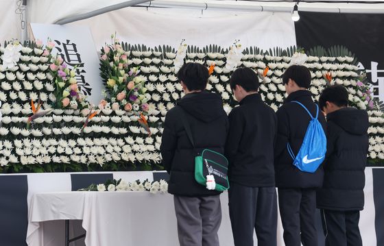 전국이 슬픔에 빠졌다…'여객기 참사' 시민들 애도 물결(종합)