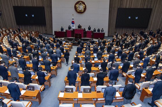 '고교 무상교육 국비 지원' 3년 연장 특례법, 국회 본회의 통과