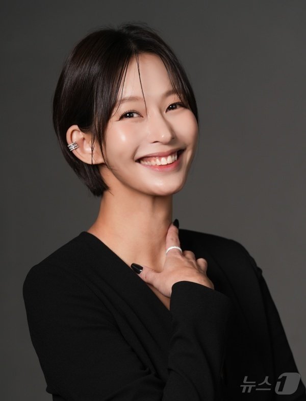 본문 이미지 - 배우 정애연 프로필 사진 ⓒ 뉴스1