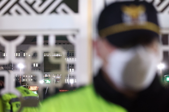 경찰, 비상계엄 가담 22명 징계 요구…19명 총경급 이상