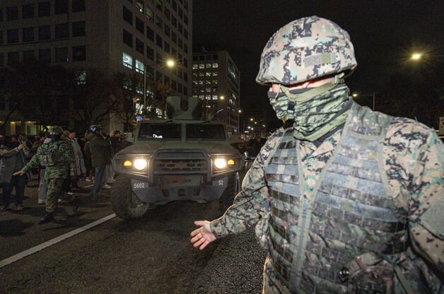 방첩사 간부 "수갑과 포승줄로 이재명·한동훈 신병 확보 지시"(종합)