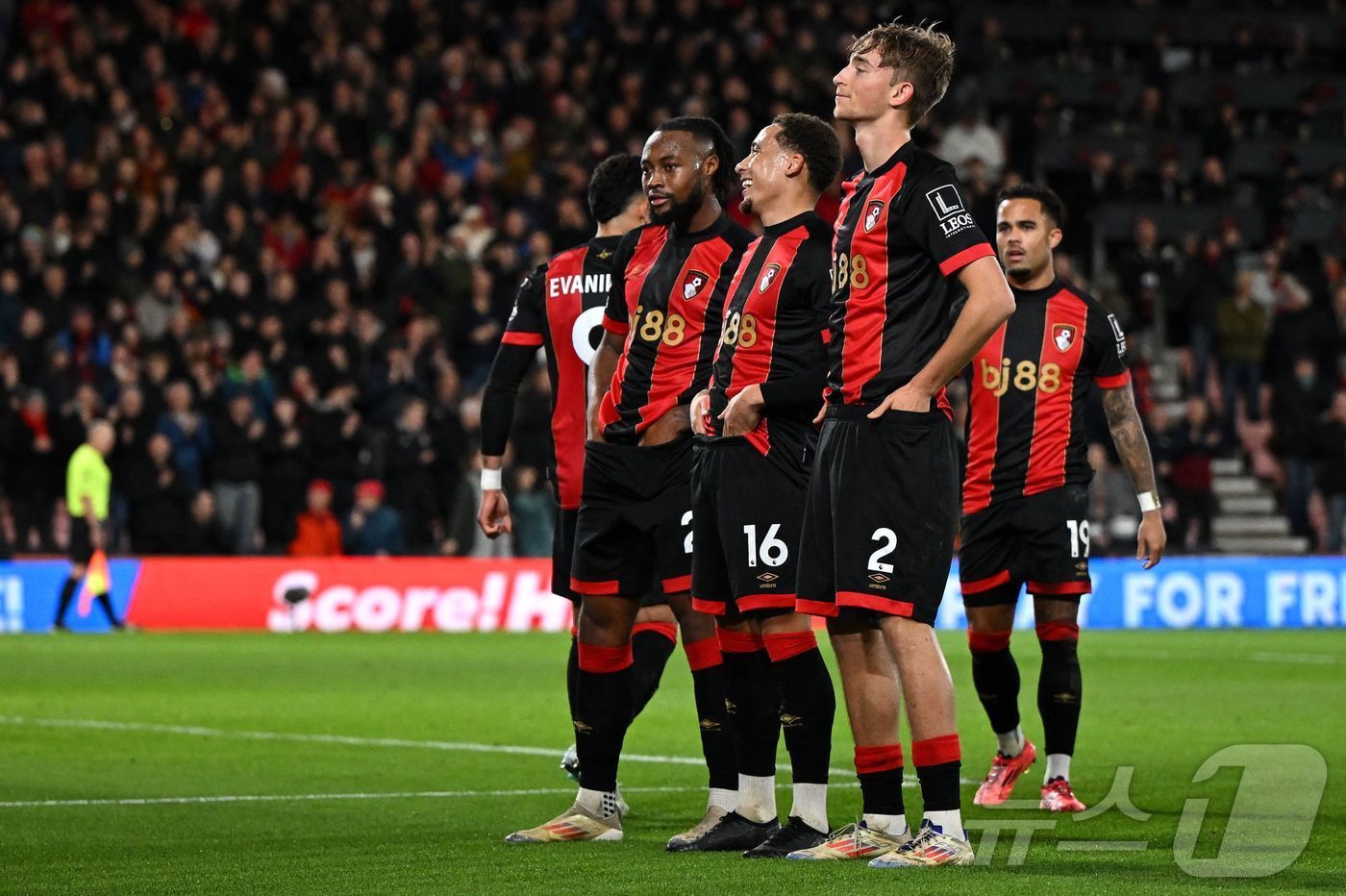 본머스가 6일&#40;한국시간&#41; 열린 2024-25 EPL 토트넘과 홈 경기에서 1-0으로 이겼다. ⓒ AFP=뉴스1