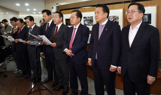 국힘 시·도지사들, 엿새만에 '탄핵 반대→참여' 입장 선회(종합)