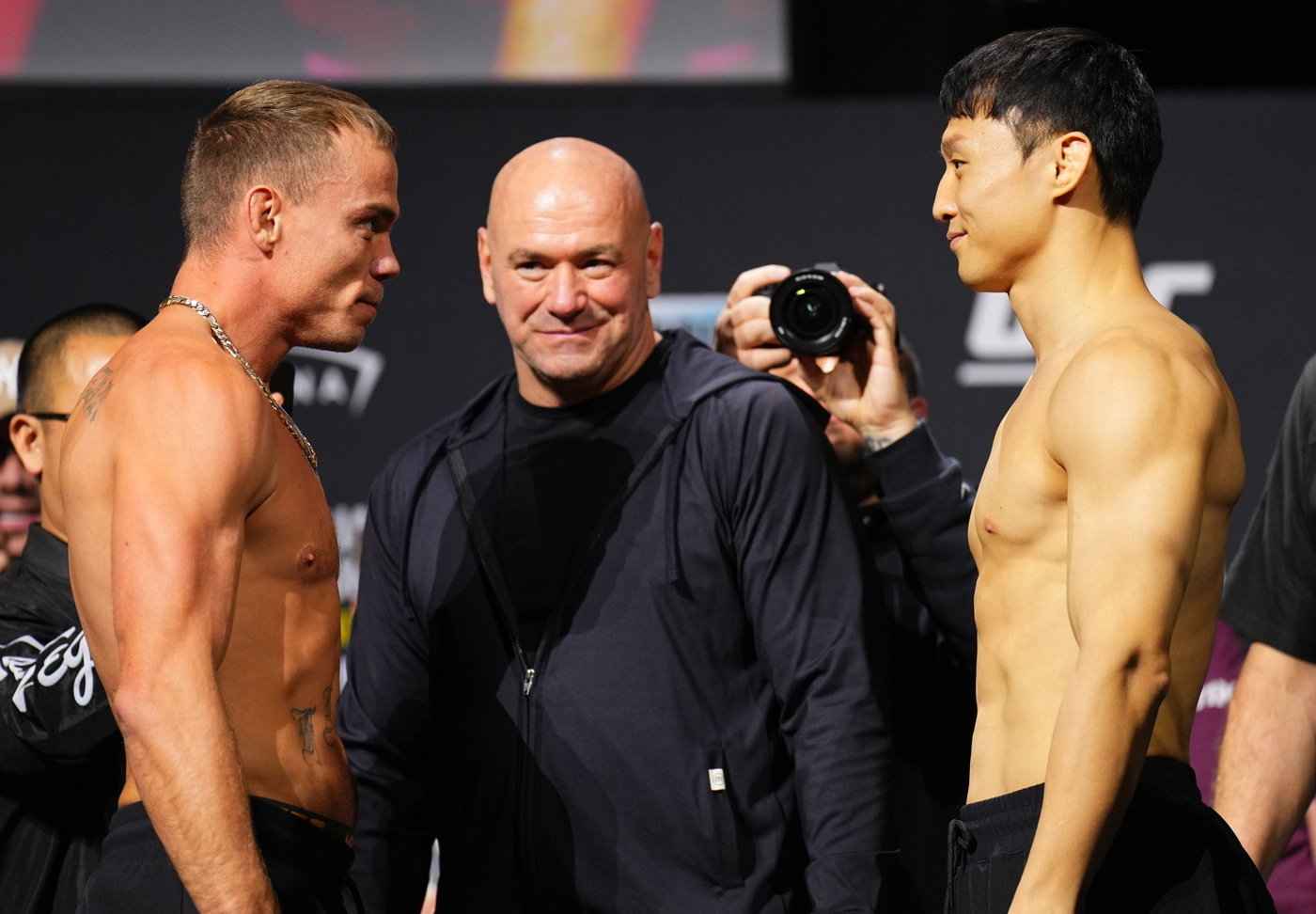 본문 이미지 - UFC 310에서 맞붙는 랜드웨어(왼쪽)과 최두호.(UFC 제공) 