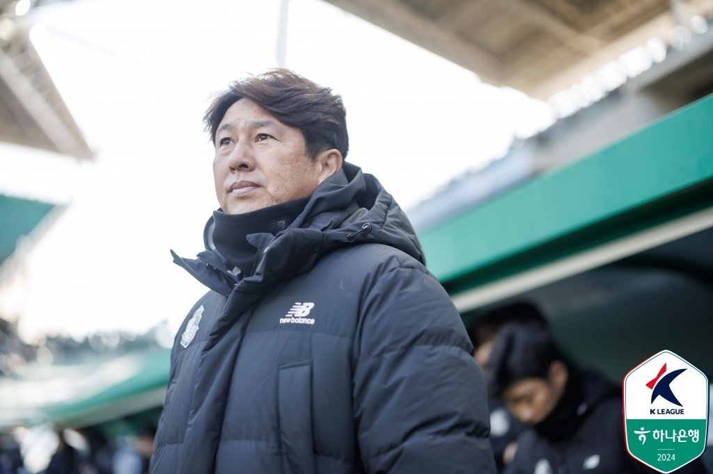 서울 이랜드의 김도균 감독 &#40;한국프로축구연맹 제공&#41;