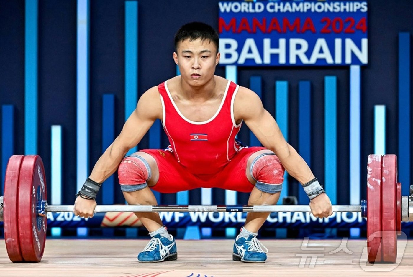 본문 이미지 - &#40;평양 노동신문=뉴스1&#41; = 북한 노동당 기관지 노동신문은 9일 2024 세계역도선수권대회에서 박명진 선수가 끌어올리기&#40;인상&#41;, 추켜올리기&#40;용상&#41;, 종합에서 각각 1위를 차지해 3개의 금메달을 획득했다고 보도했다. 리성금 선수도 추켜올리기와 종합에서 각각 1위를, 끌어올리기에서 2위를 차지했다고 전했다. [국내에서만 사용가능. 재배포 금지. DB 금지. For Use Only in the Republic of Korea. Redistribution Prohibited] rodongphoto@news1.kr